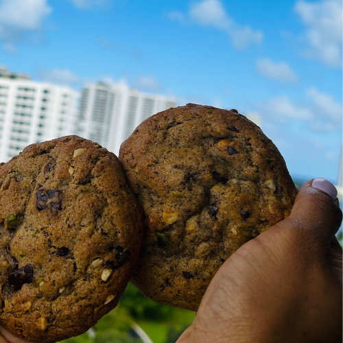  Small batch chocolate chip cookies, vacuum-sealed fresh — Jhojhy Cookies